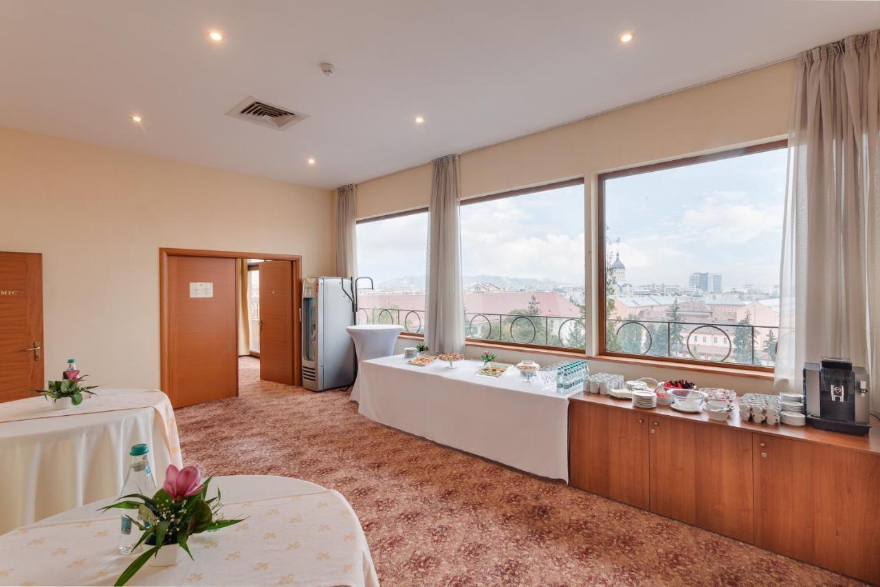 Hotel Opera Plaza Kluż-Napoka Zewnętrze zdjęcie