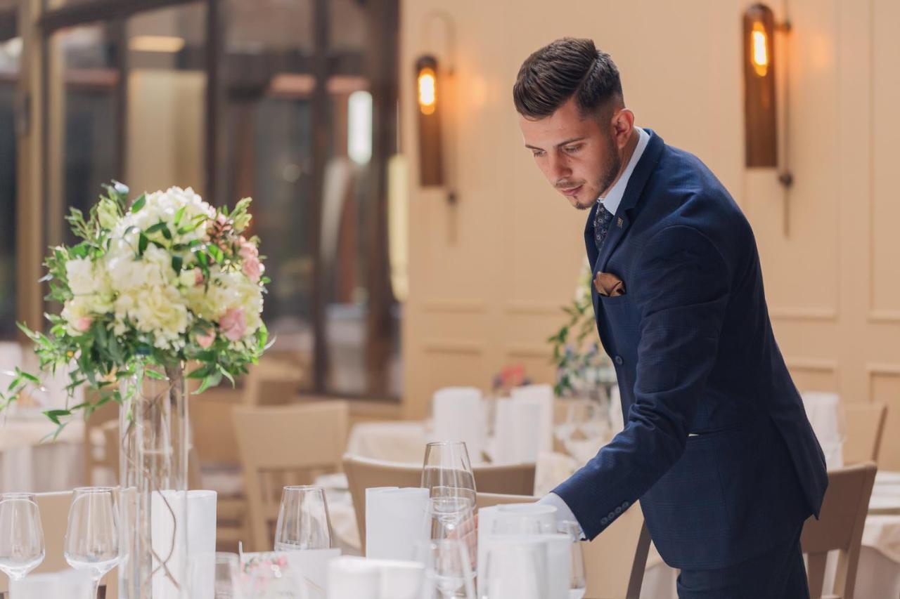 Hotel Opera Plaza Kluż-Napoka Zewnętrze zdjęcie