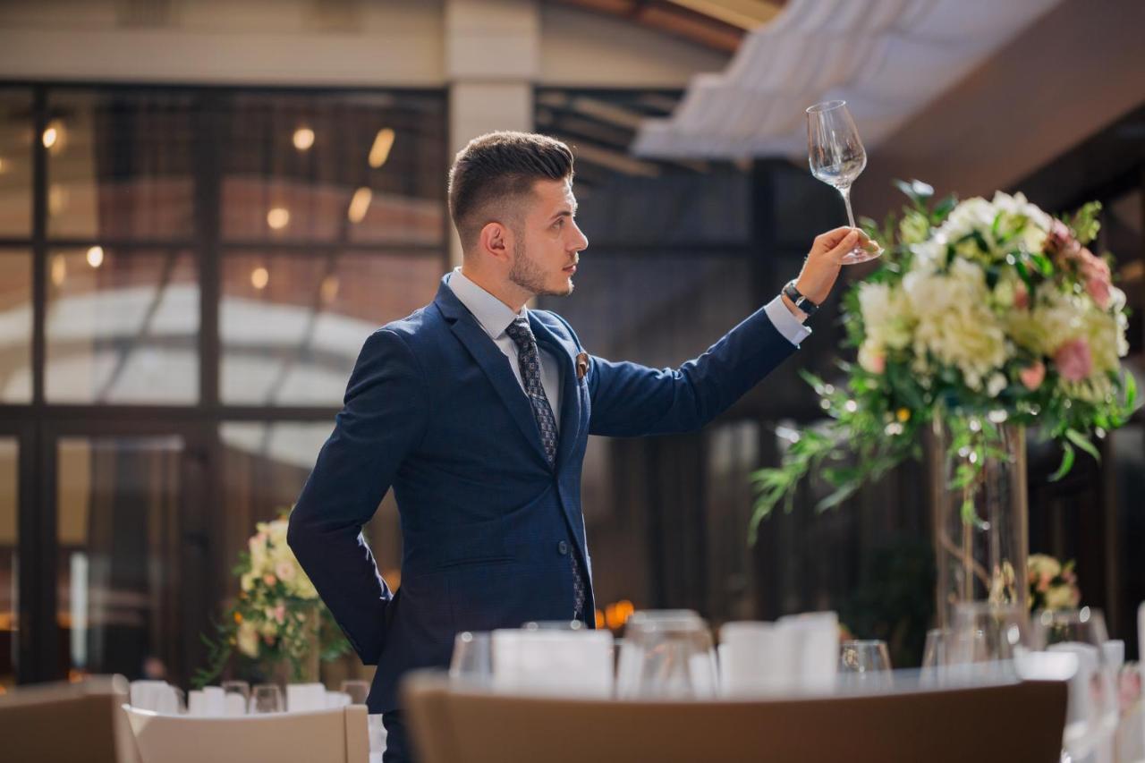 Hotel Opera Plaza Kluż-Napoka Zewnętrze zdjęcie